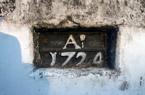 Plaque at the entrance of Dutch Cemetery, Fort Kochi. Photograph taken on 25 March 2025.
